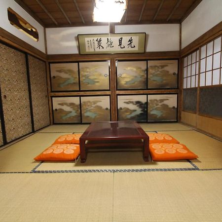 Вилла Fuji Sakura House Фудзикавагутико Экстерьер фото