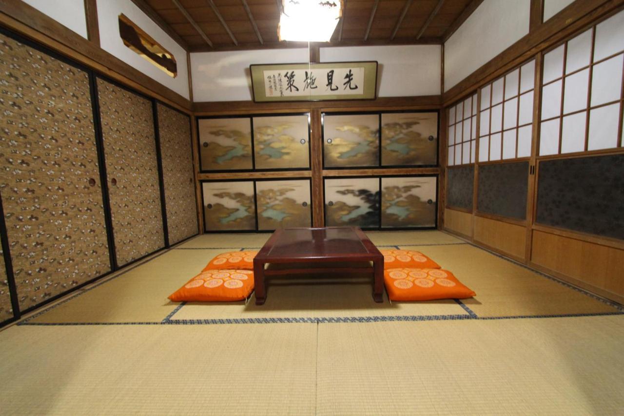 Вилла Fuji Sakura House Фудзикавагутико Экстерьер фото